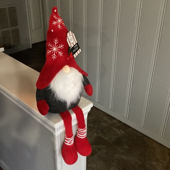 Brand NWT 22” Absolutely Precious Red Christmas Holiday Gnome Sitter Decoration - Picture 3 of 10